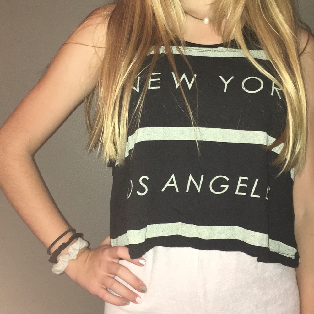 Brandy Melville NY LA tank girls